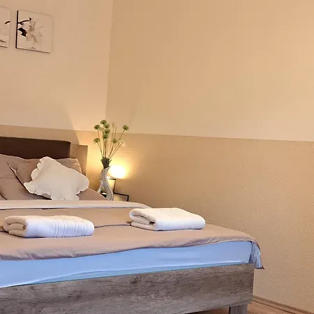 Orient Apartmanhaz Apart-hotel Eger