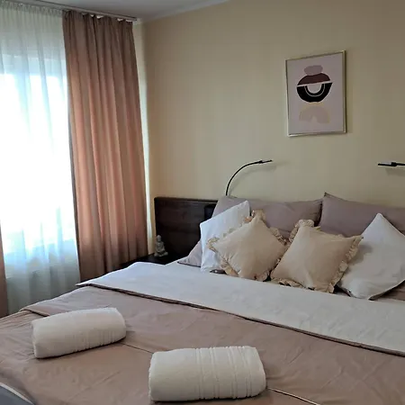 Apart-hotel Orient Apartmanhaz 3*