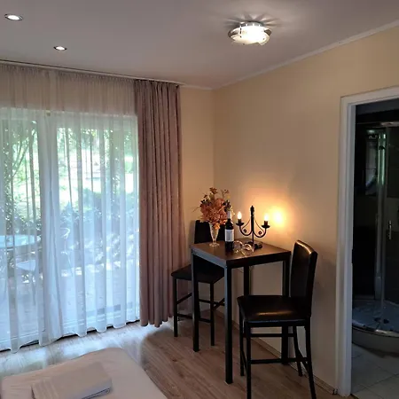 Apart-hotel Orient Apartmanhaz Eger