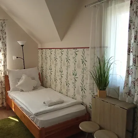 Orient Apartmanhaz Apart-hotel 3*