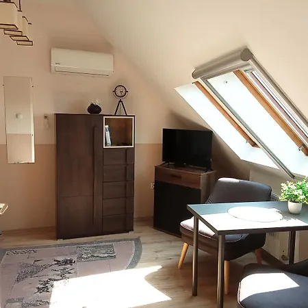 Orient Apartmanhaz 3* Eger