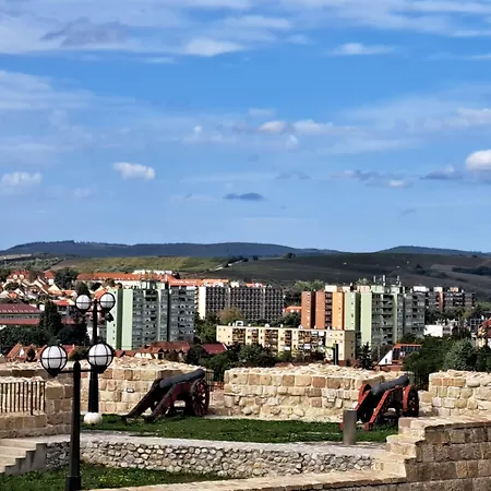 Orient Apartmanhaz Lägenhetshotell Eger