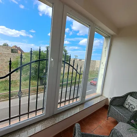 Lägenhetshotell Orient Apartmanhaz 3*