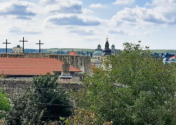 شقة فندقية Orient Apartmanhaz إغير