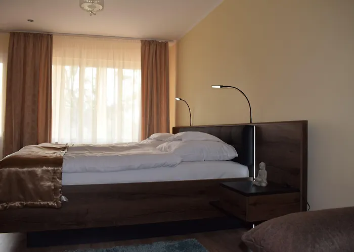 Orient Apartmanhaz شقة فندقية إغير