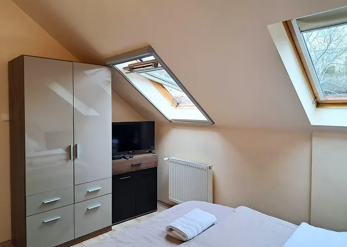 Orient Apartmanhaz شقة فندقية 3*