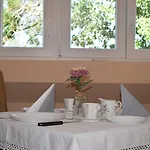 Orient Apartmanhaz Lejlighedshotel 3*