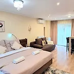 Orient Apartmanhaz 3* Eger