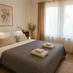Orient Apartmanhaz Lejlighedshotel