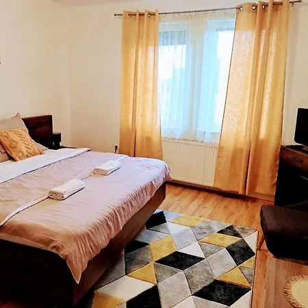 Апарт-готель Orient Apartmanhaz