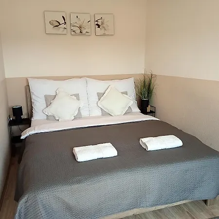 アパートホテル Orient Apartmanhaz 3*