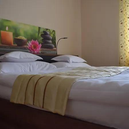 Orient Aparthotel 3*