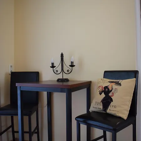 アパートホテル Orient Apartmanhaz エゲル