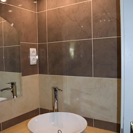 Aparthotel Orient Apartmanhaz Eger