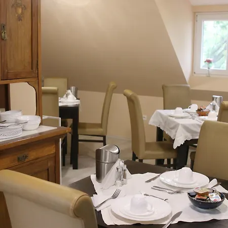 Orient 3* Erlau