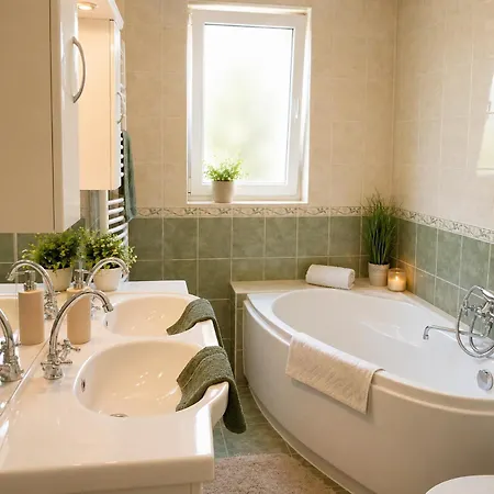 Orient Apartmanhaz Aparthotel Eger