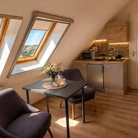 Orient Apartmanhaz Aparthotel Eger