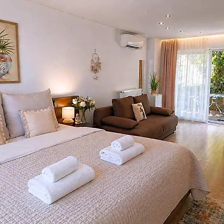 Orient Apartmanhaz Aparthotel