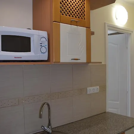 Orient Apartmanhaz Апарт-готель